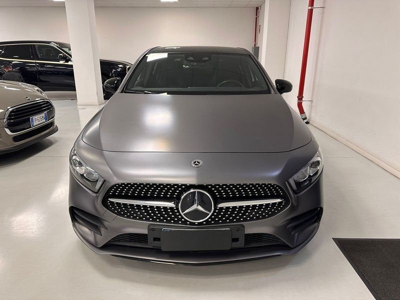 Mercedes-Benz Classe A A 180 Premium Night editi imagem 2