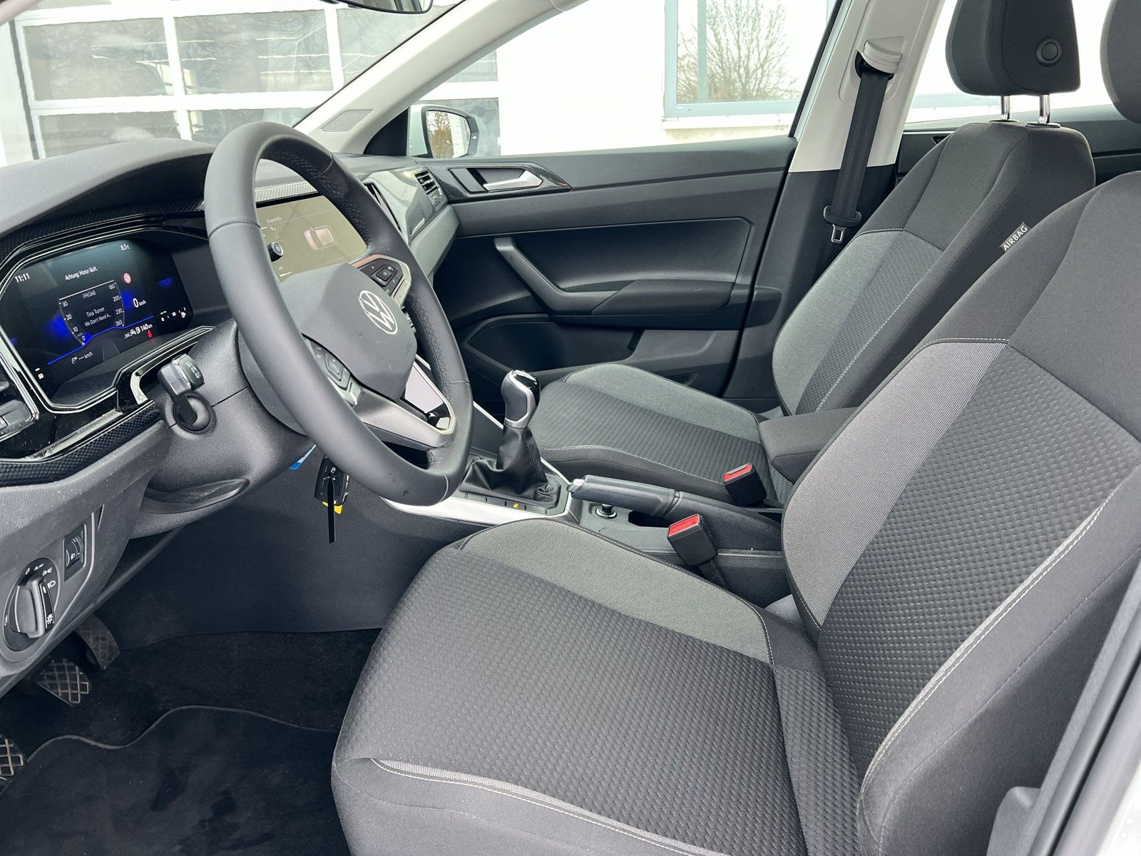 Fahrzeugabbildung Volkswagen Polo 1.0 Life Virtual DAB