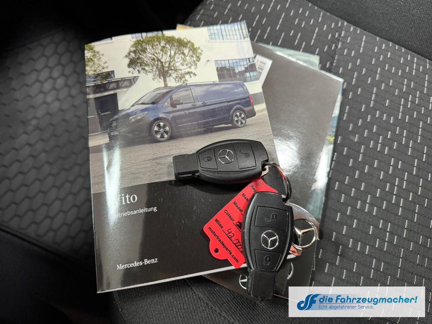 Fahrzeugabbildung Mercedes-Benz Vito Kasten 114 CDI FWD kompakt LED Blendfreies