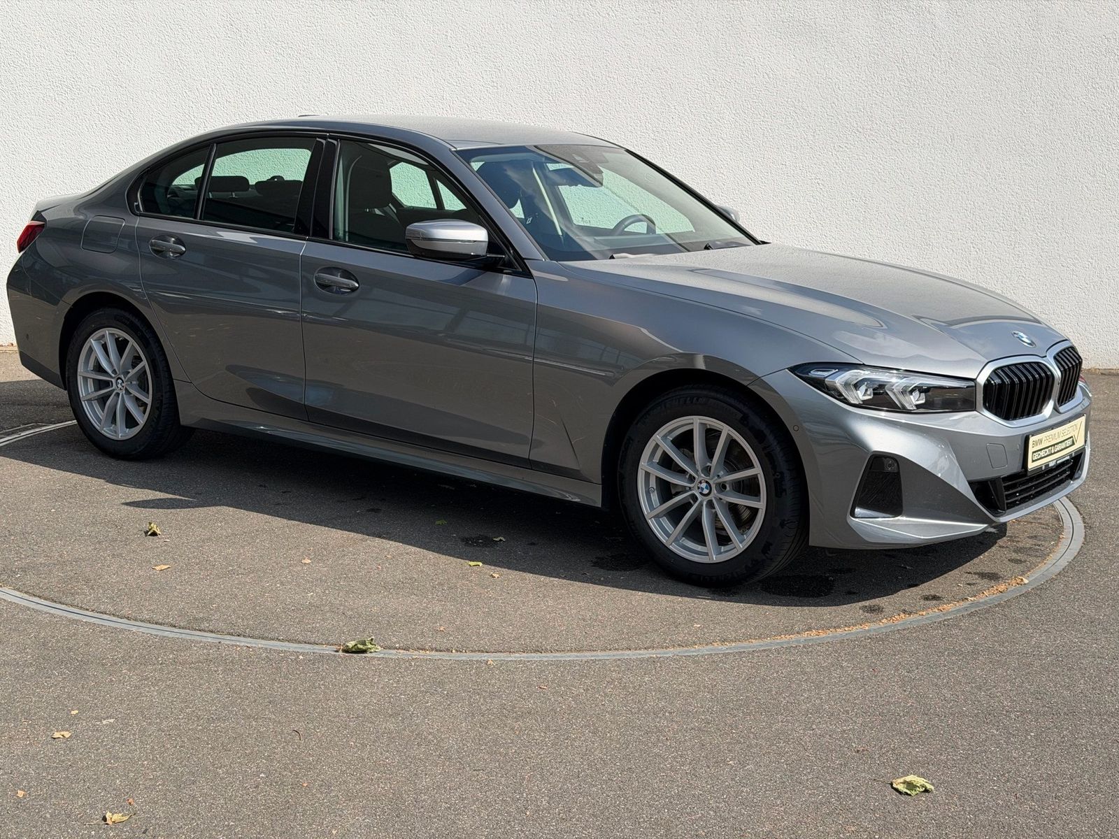 BMW 320 - Bild 4