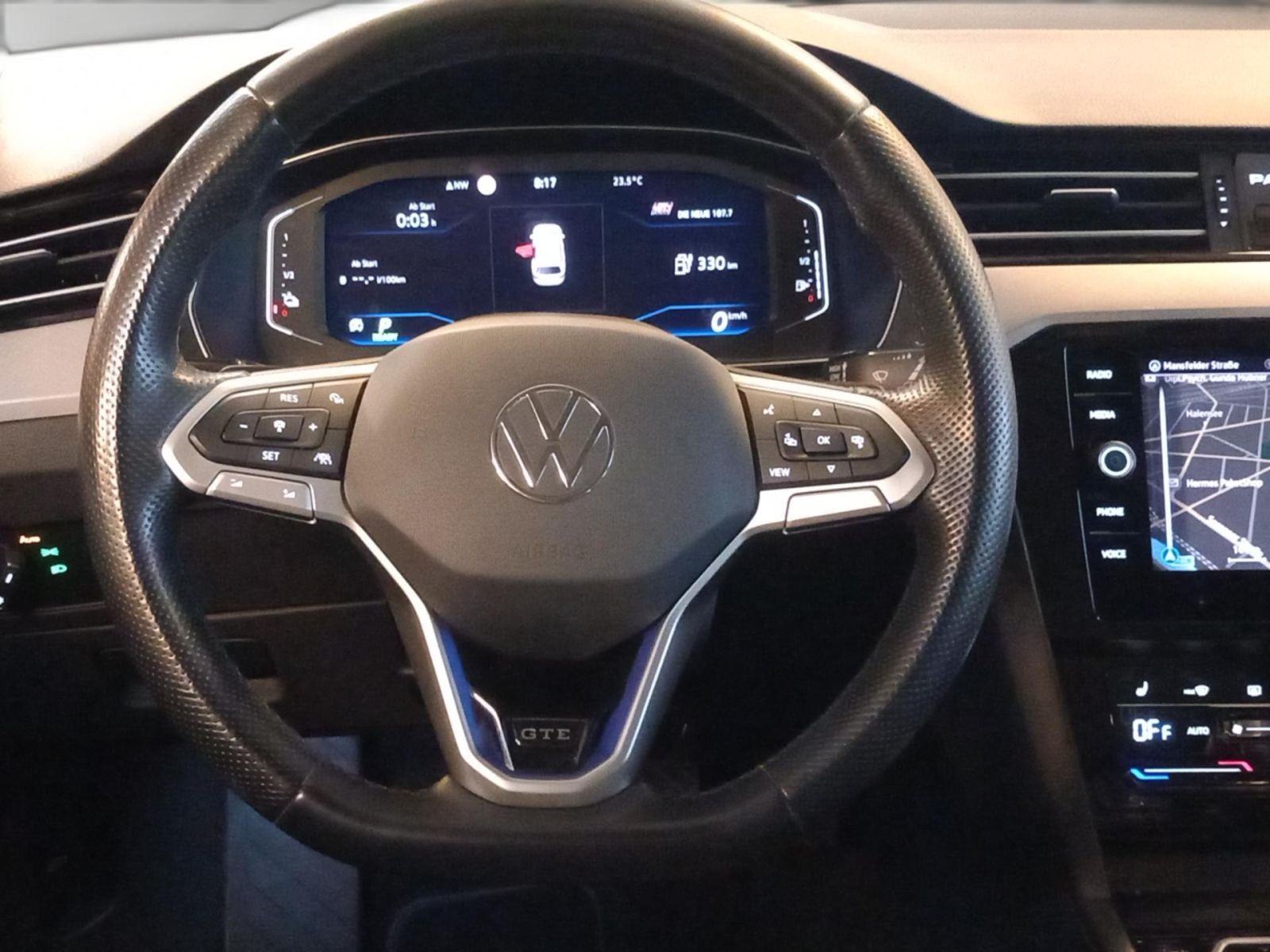 Volkswagen Passat Variant - Bild 15