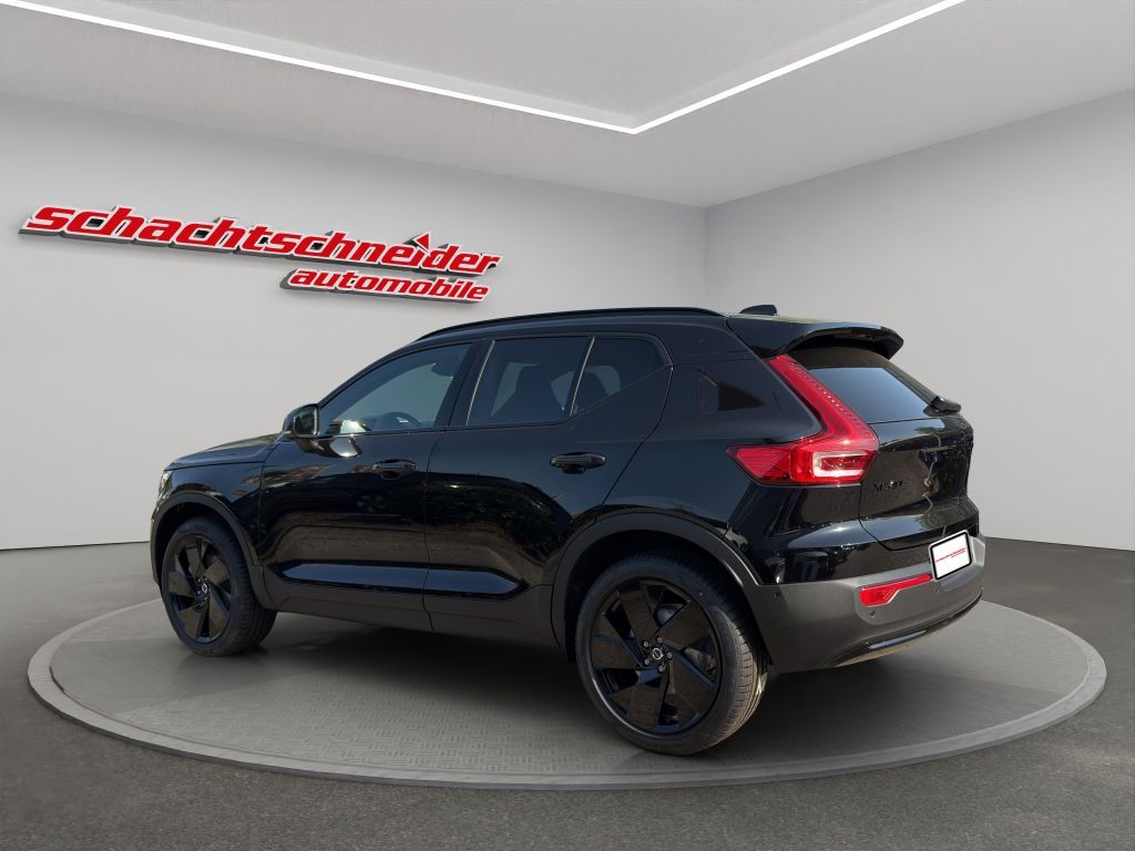 Fahrzeugabbildung Volvo XC40 B4 B DKG Ultra Black Edition+SOFORT