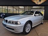 BMW 525i Touring Exclusive AUTOMATIK Leder/Navi/SSD - BMW 525 aus 2004: Kombi
