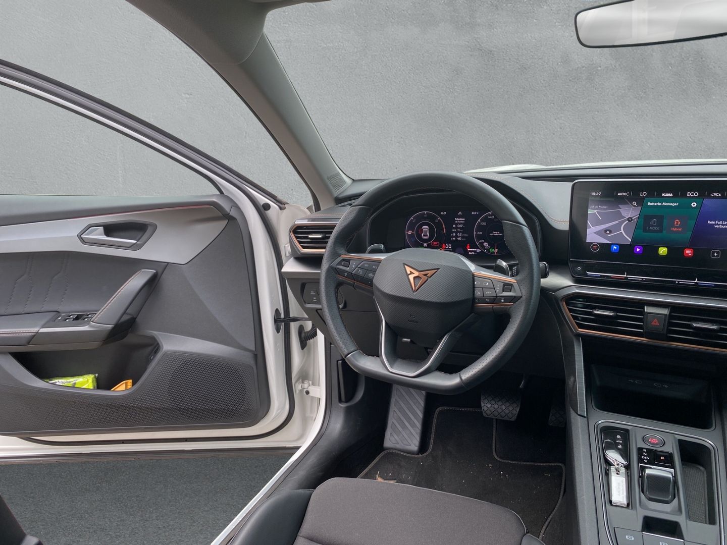 Fahrzeugabbildung CUPRA Formentor Basis e-HYBRID 1.4 EU6d *Navi *digital