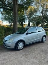 Opel Corsa 1.0, TÜV NEU bis 09/27, nur 107... - Opel Corsa aus 2005 mit Benzin-Antrieb: Kleinwagen, 1.2