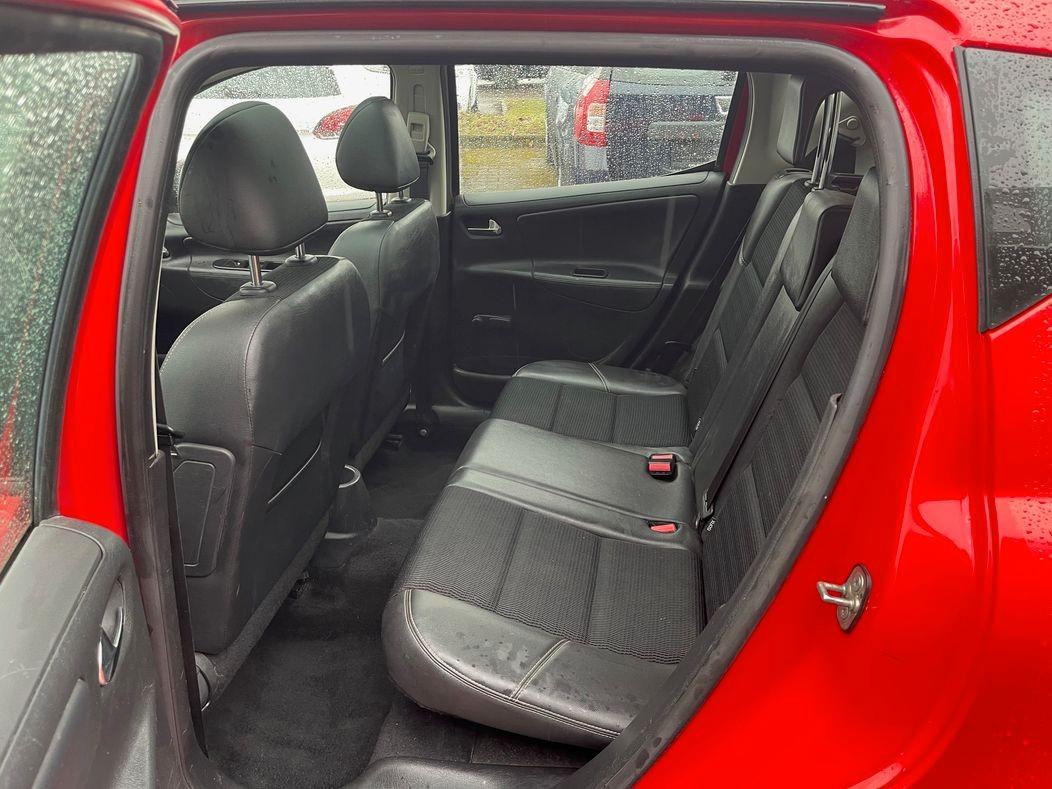 Peugeot 207 2012 — photo 12