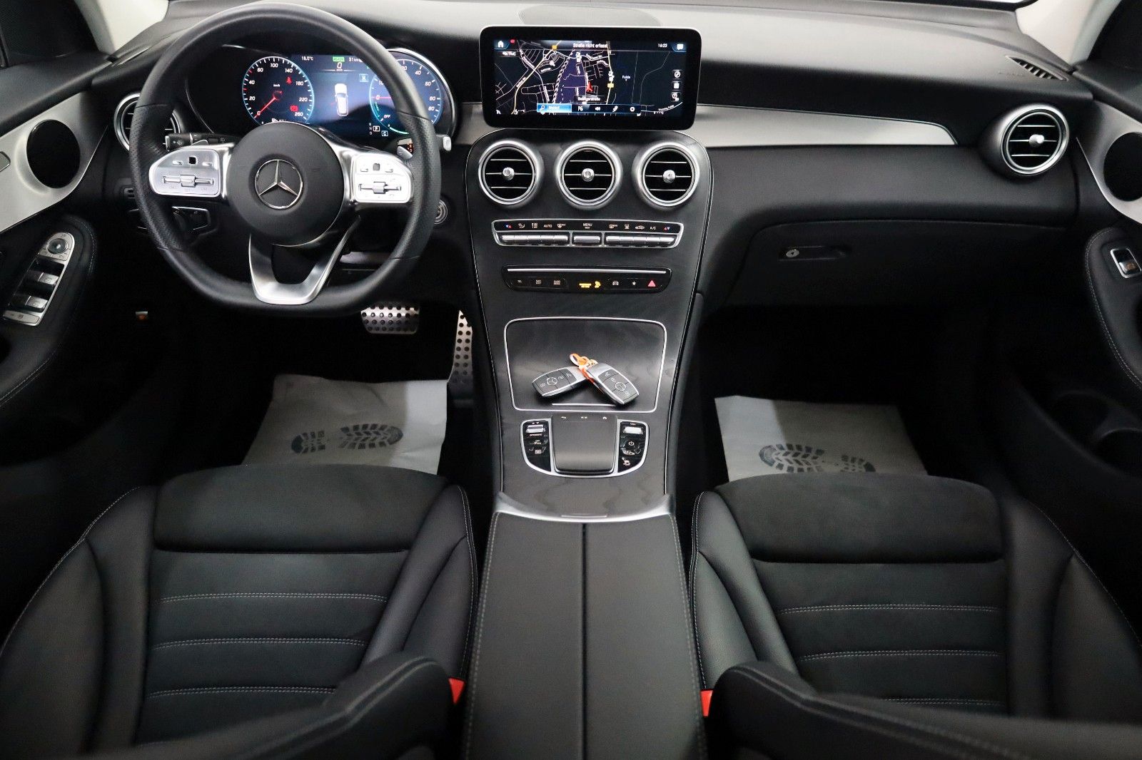 Fahrzeugabbildung Mercedes-Benz GLC 300de 4Matic AMG line,Navi,LED,360°Kamera,SH