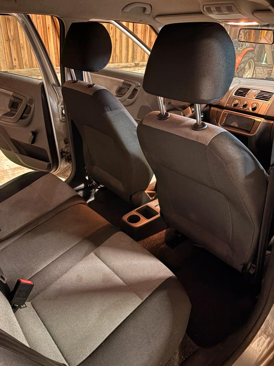 Skoda Fabia 2009 — photo 6