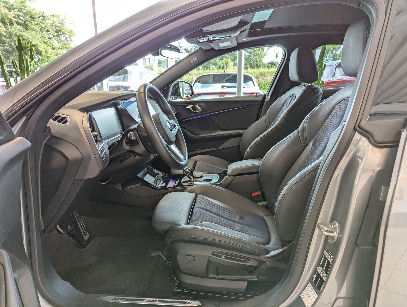 BMW 218 Gran Tourer i M-Sport Pano LED-adaptiv Cam - Image 12