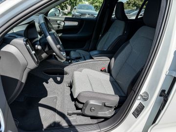Volvo XC40 - 12