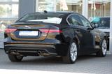 Jaguar XE P250 Aut. S - Jaguar: Schwarz
