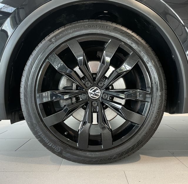 Volkswagen Tiguan 2.0 TSI R-Line 4M. BLACK STYLE +AHK+KAMER foto 6