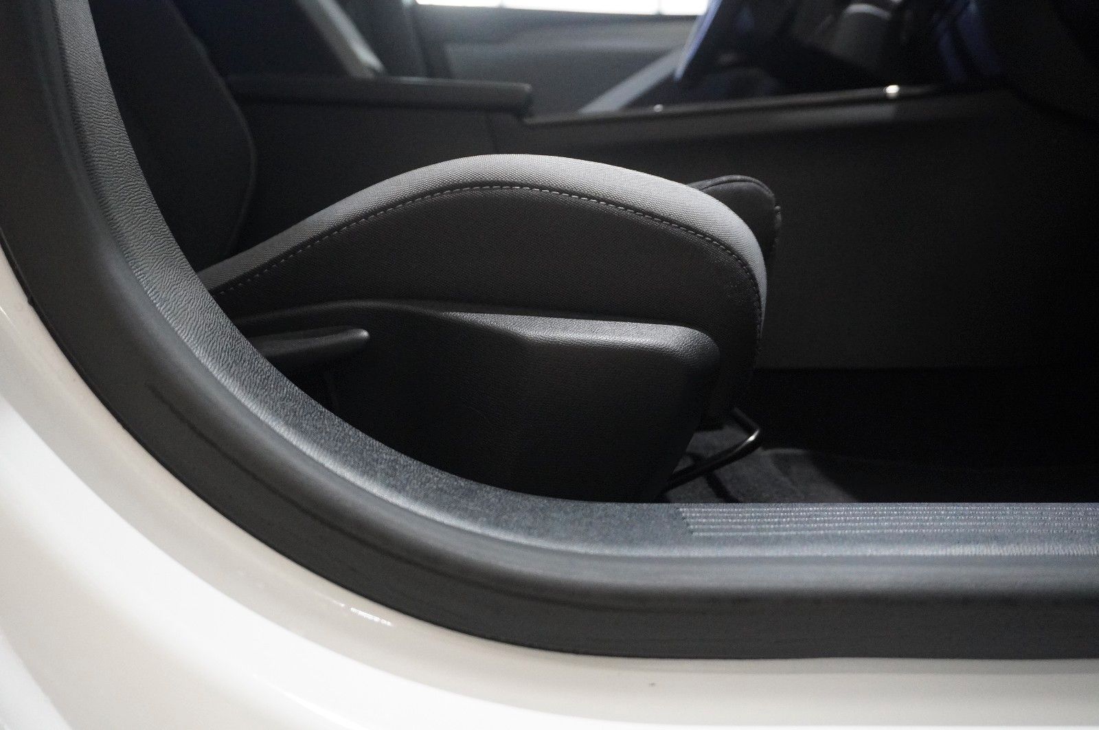 Fahrzeugabbildung Opel Astra L ST 1.5D EDITION NAVI/LED/SHZ/SPORT/DAB+