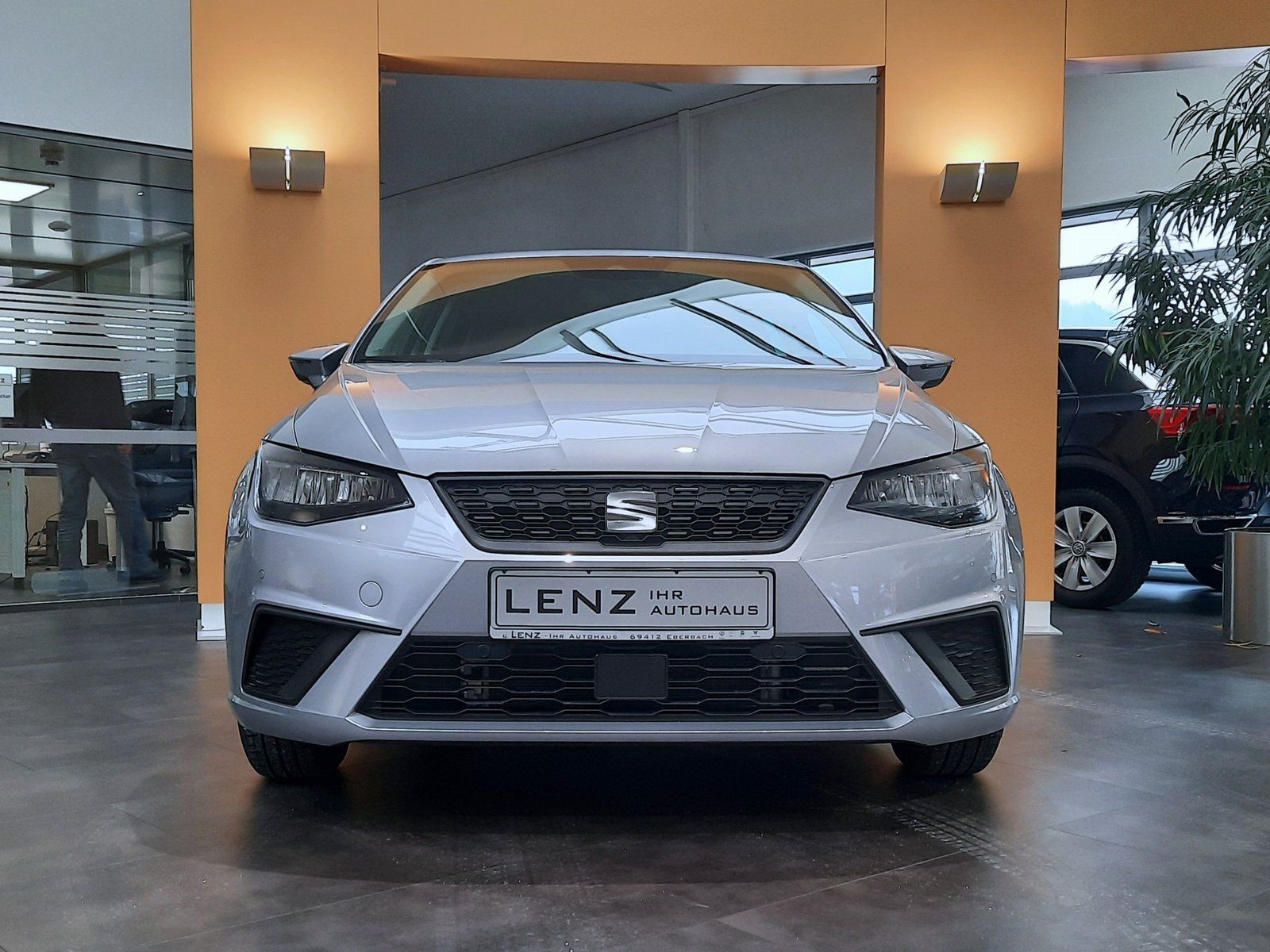 Fahrzeugabbildung SEAT Ibiza Style TSI *Navi*Cam*LED*Sitzhzg*Einparkh*