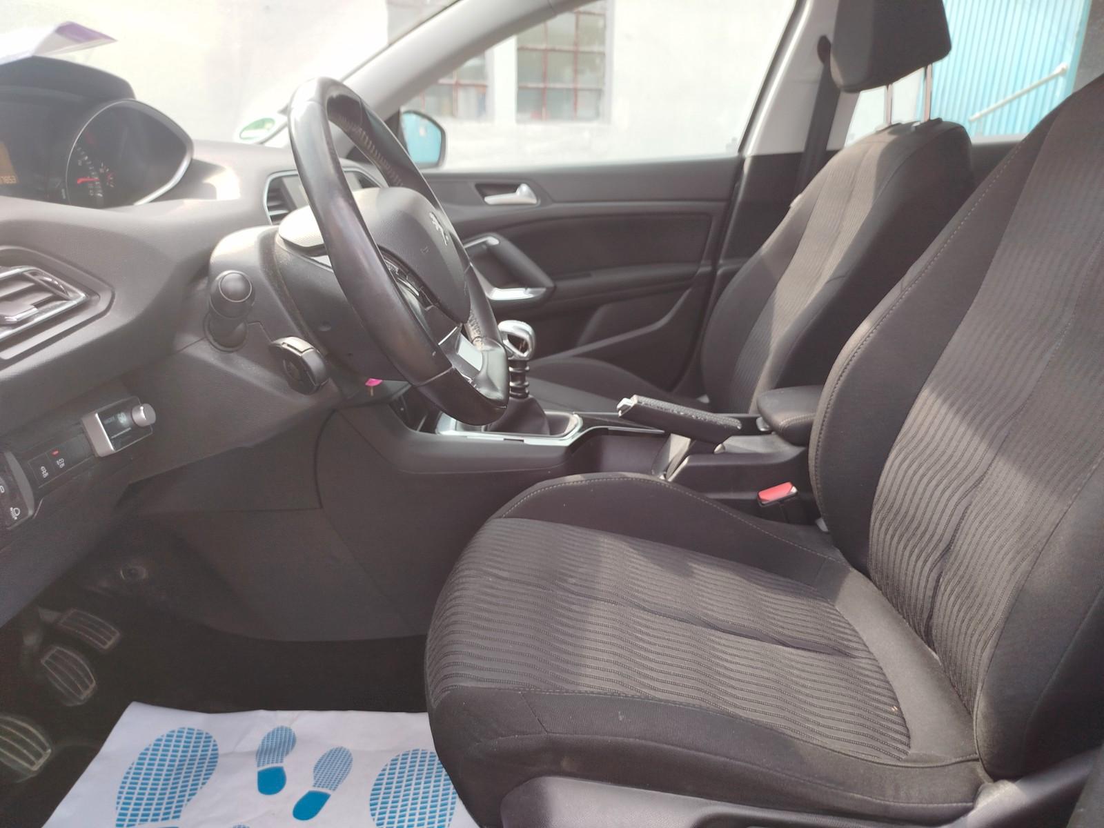 Peugeot 308 Active PureTech 130*EU6*Navi*BlueT*Sta.-Sto.