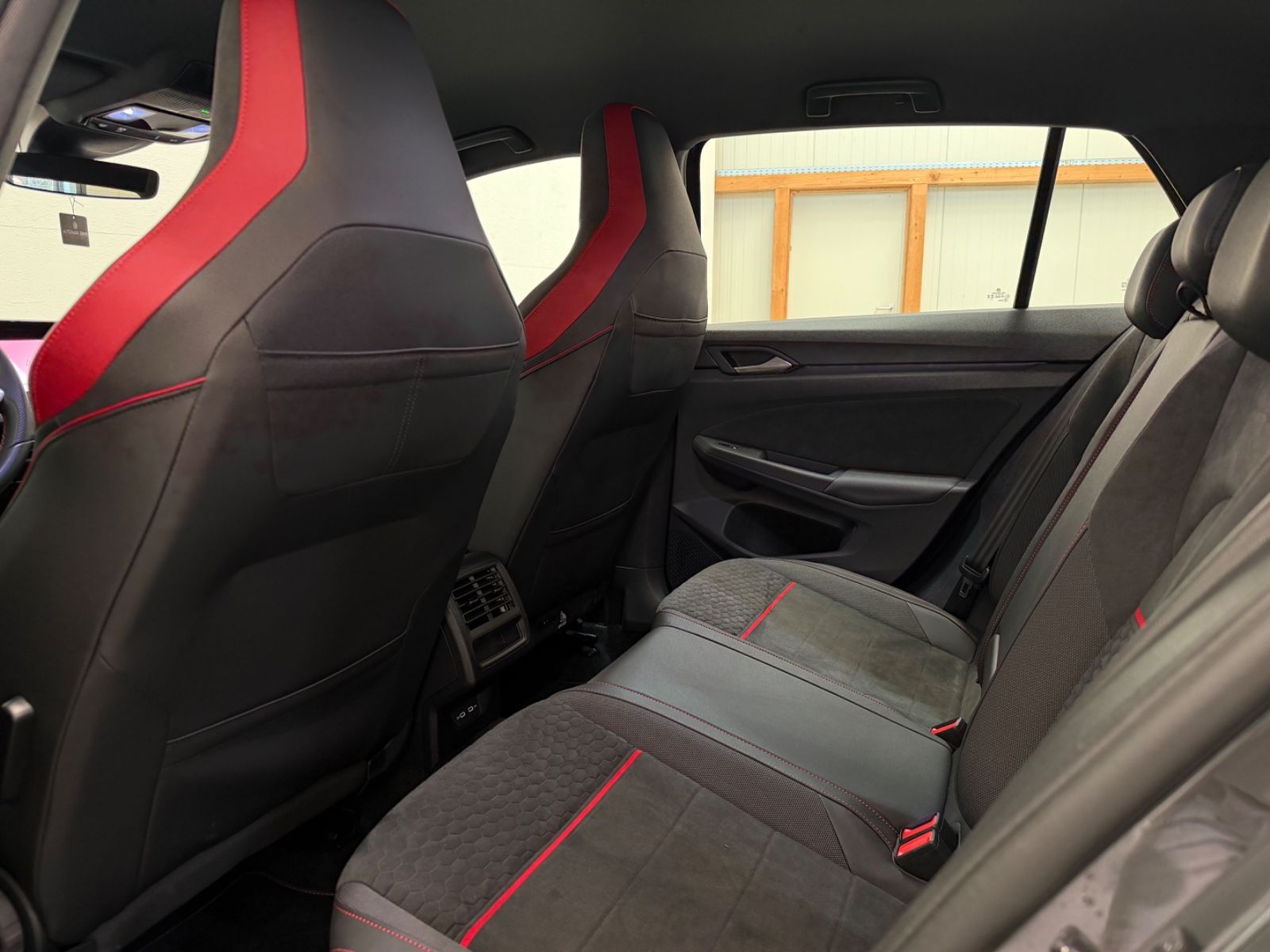 Volkswagen Golf VIII Lim. GTI Clubsport/HUD/KAMERA/SHZ/LHZ foto 20