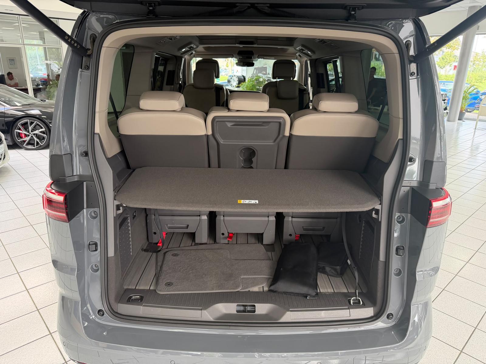 Volkswagen T7 Multivan 2.0 TDI lang Edition*Pano*AHK*7-Sitz