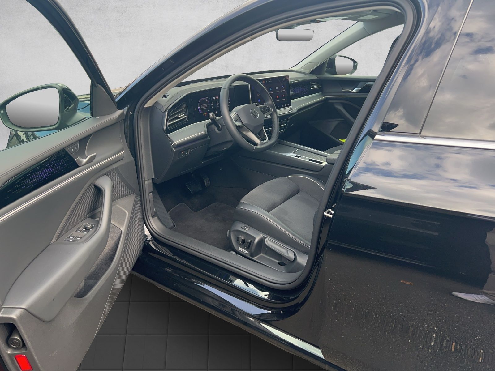 Passat Variant Business 2.0 TDI DSG AHK*Navi*ACC