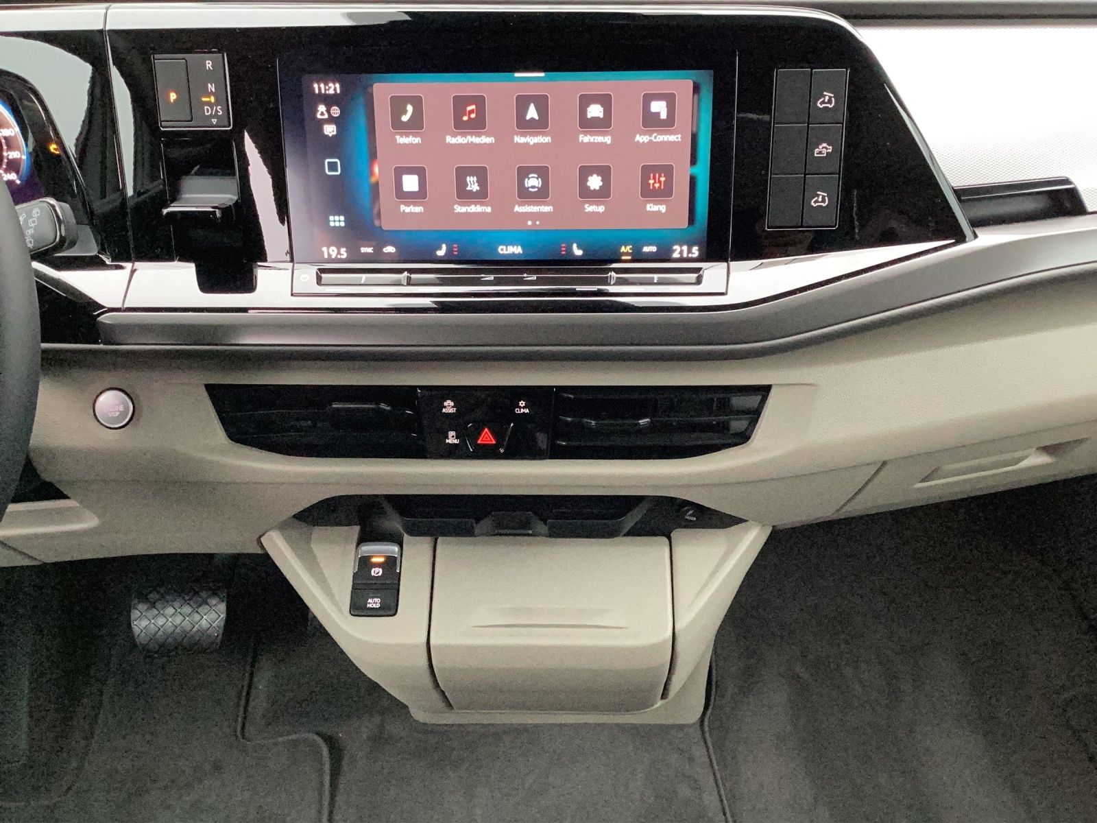 Fahrzeugabbildung Volkswagen T7 California Beach Tour TDI 7-DSG, STANDH. NAVI