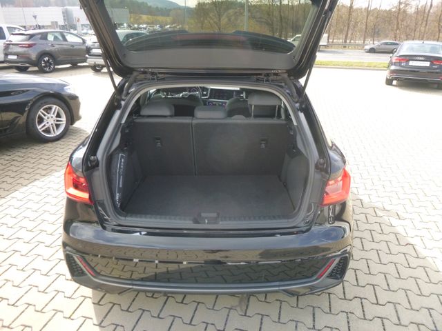 Fahrzeugabbildung Audi A1 Sportback 25 TFSI > S line <