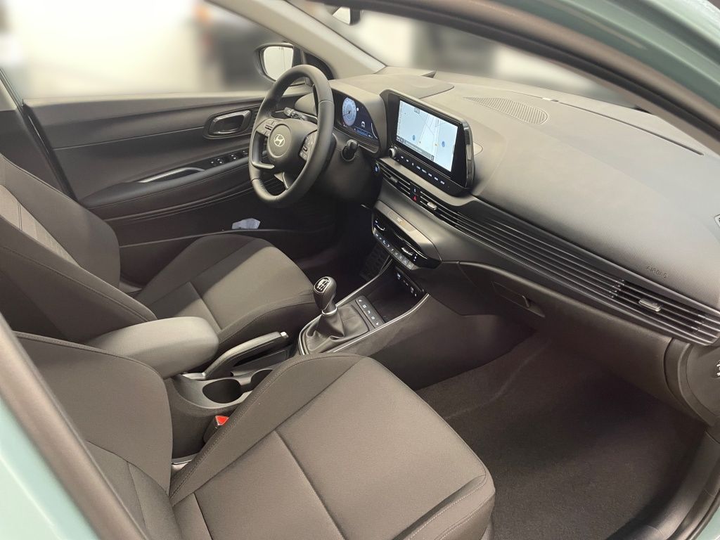 Fahrzeugabbildung Hyundai BAYON FL (MY25) 1.0 T-GDI (100 PS) 6-MT 2WD Prim