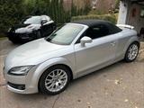 Audi Cabriolet - graue Audi Cabriolet