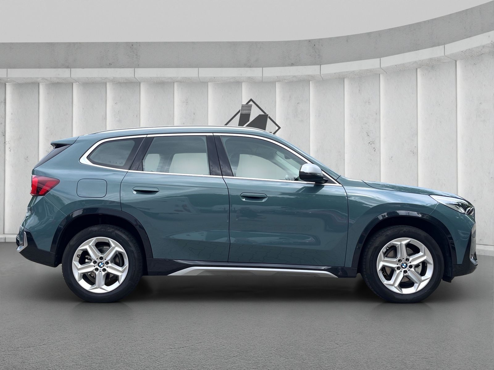 Fahrzeugabbildung BMW X1 18d sDrive*xLine*NAVI*PDC*KAMERA*u.v.m**