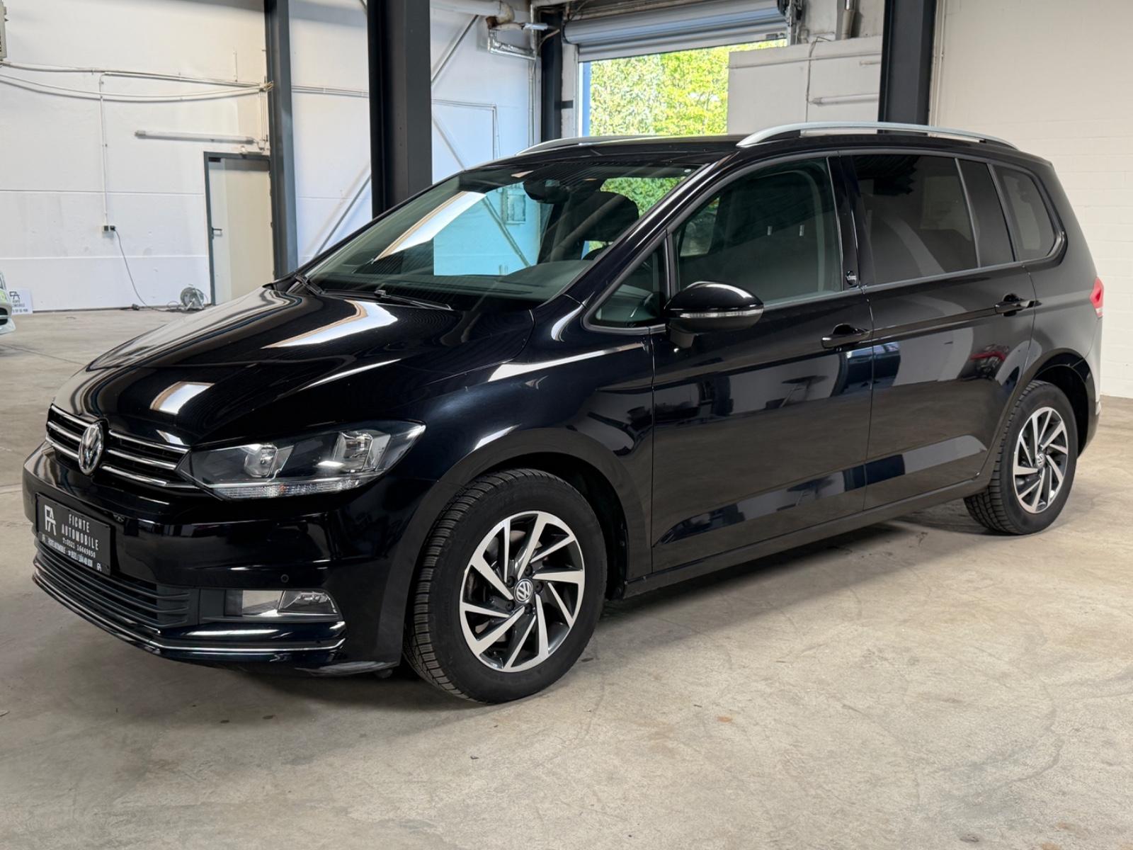 Volkswagen Touran Sound 7 Sitzer ACC PDC