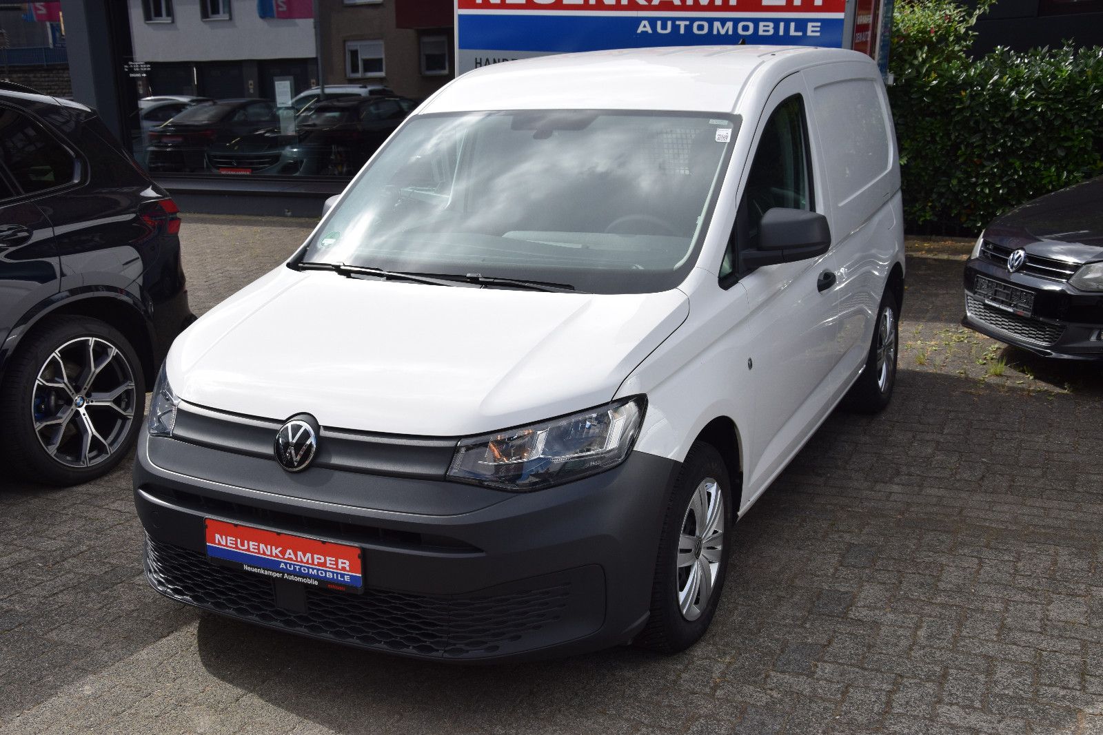 Fahrzeugabbildung Volkswagen Caddy Cargo EcoProfi Klima PDC Navi Sitzheizung