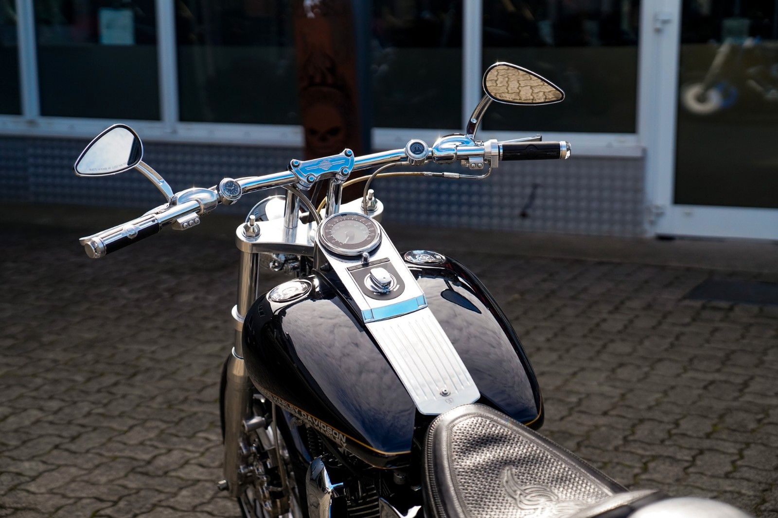 Fahrzeugabbildung Harley-Davidson FLSTC HERITAGE SOFTAIL CLASSIC EVO Custom Umbau