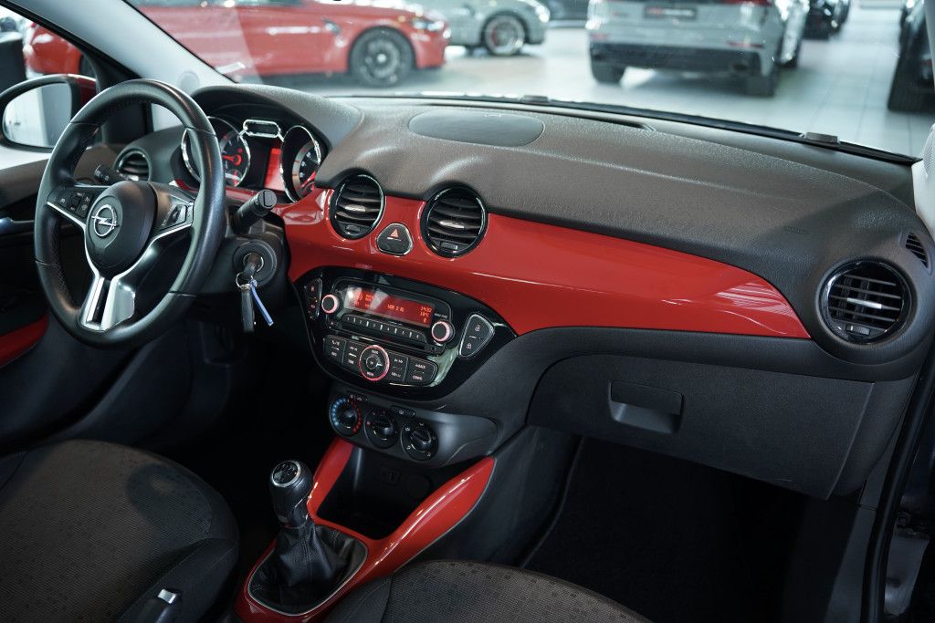 Opel Adam