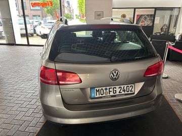 Volkswagen Passat Variant - 6