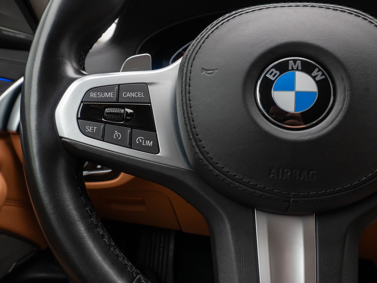Fahrzeugabbildung BMW 520d xD Luxury Line Kamera DAB HUD Alarm Sport