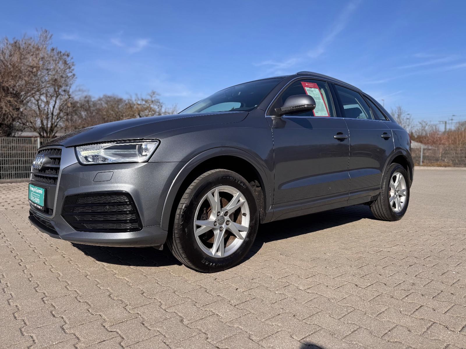 Audi Q3 sport 1,4 TFSI NAVI XENON SPORTSITZE AHK PDC
