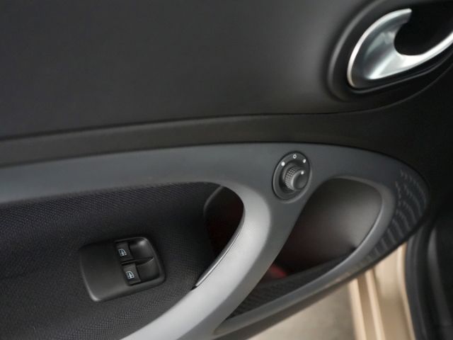fortwo CABRIO ELECTRIC DRIVE EQ+SITZHEIZUNG+JBL