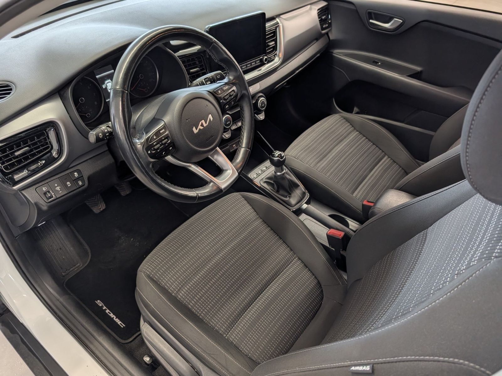 KIA Stonic 1.2 Vision Navi SHZ Kamera Tempomat – Bild 35