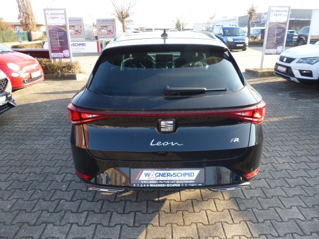 Fahrzeugabbildung SEAT Leon Sportstourer FR 2.0 TDI DSG + Panorama