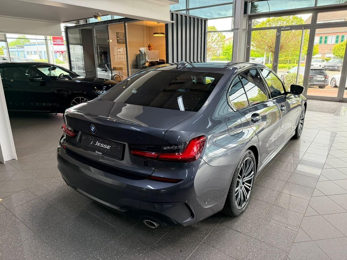 BMW 330i M SPORT 258CH