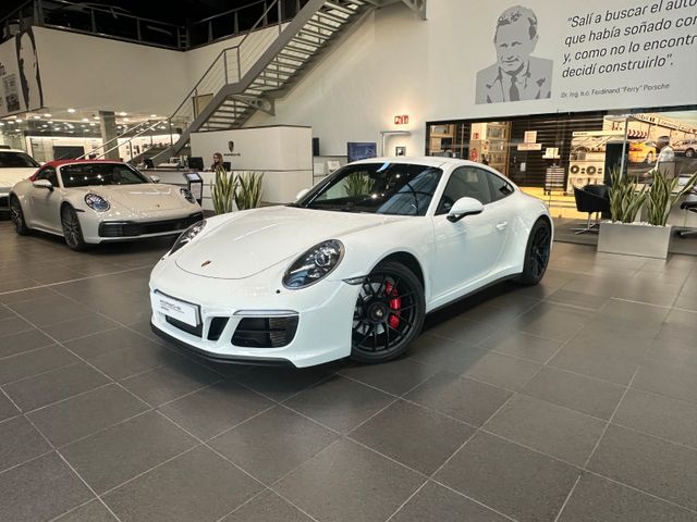 Porsche 911 Carrera GTS