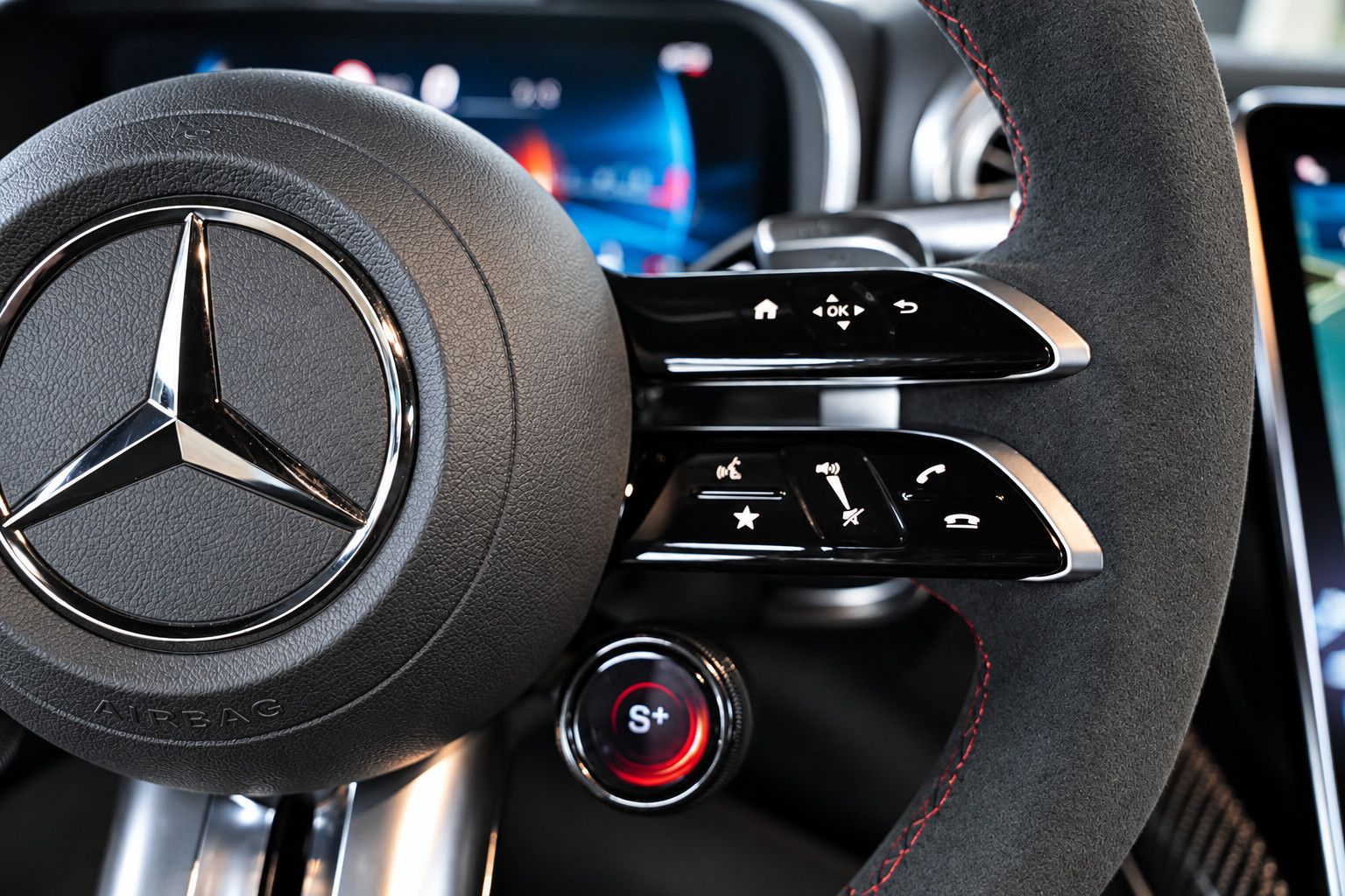 Fahrzeugabbildung Mercedes-Benz AMG GT 63 4Matic *AeroKit*Keramik*SchalenSitze*