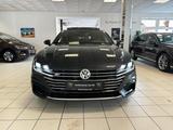 Volkswagen Arteon R-Line 4Motion Pano/LED/AHK/ACC - Volkswagen Arteon in Kassel