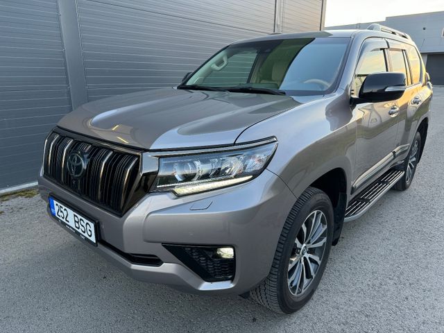 Toyota Land Cruiser 2.8 D-4D Premium 5 seats