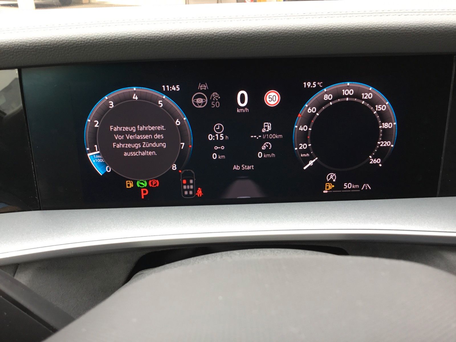Fahrzeugabbildung Volkswagen Tayron 2.0 TSI DSG 4M R-Line+7S+Pano+AHK+Headup
