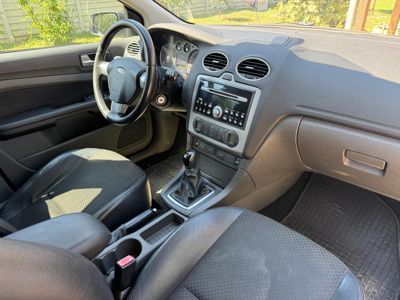 Ford Focus 2006 — photo 5