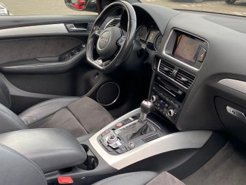 Fahrzeugabbildung Audi SQ5 3.0 TDI+S-line+COMPETITION+20"+Bi-XENON+NAVI