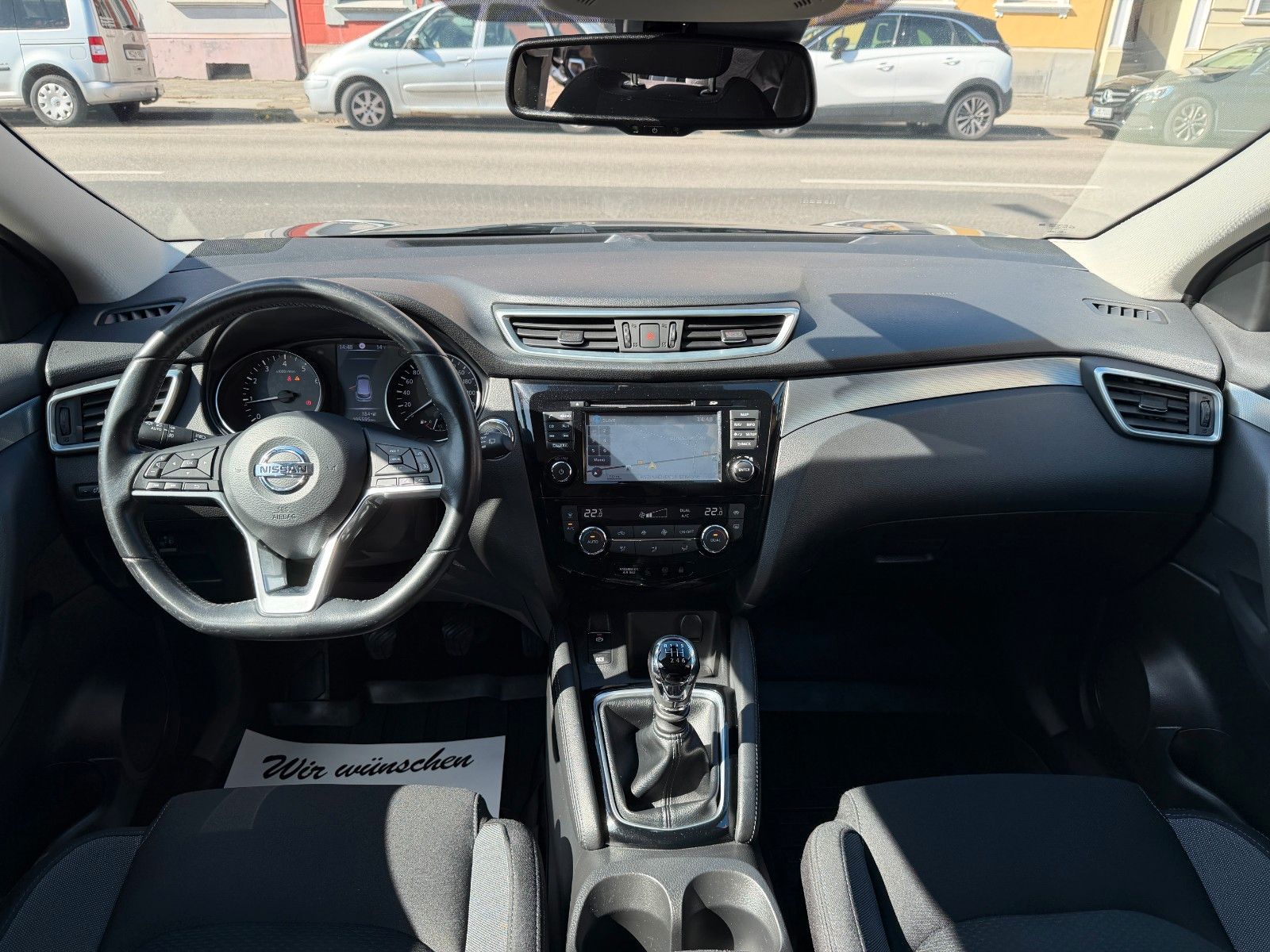 Fahrzeugabbildung Nissan Qashqai N-Connecta 1-HAND NAVI 360 KAMERA TEMPOM