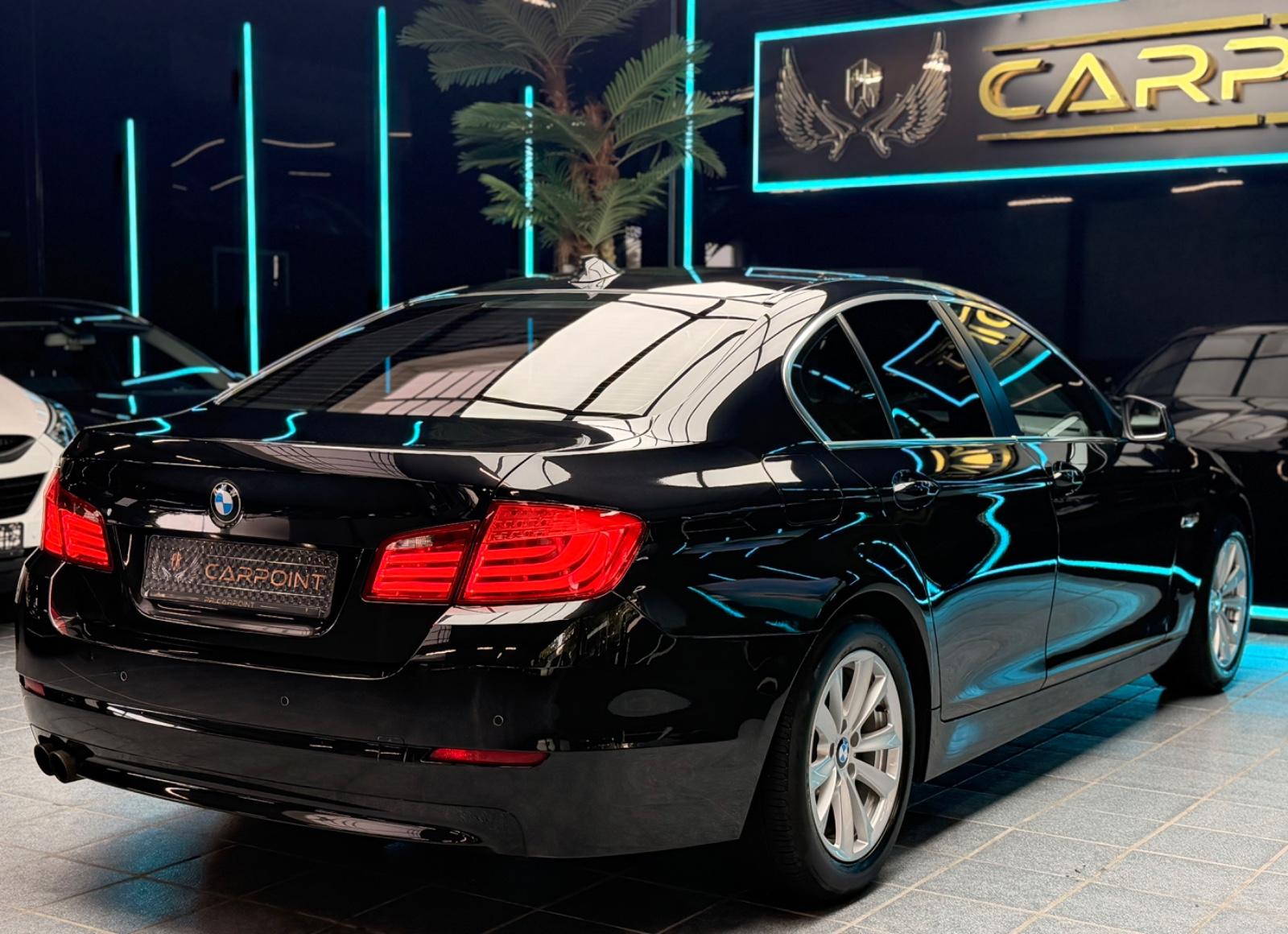 BMW 520 Limousine 520 i/Xenon/Leder/Navi/CarPlay