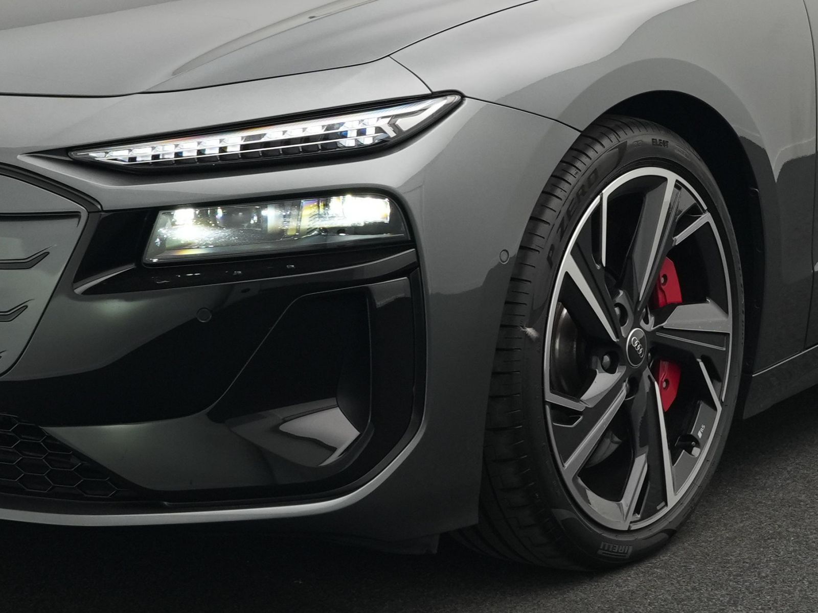 Audi S6 e-tron - Bild 25
