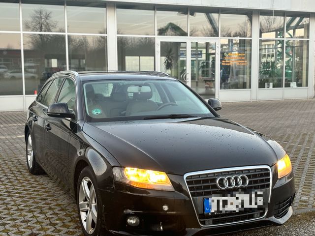 Audi A4 Avant Ambiente