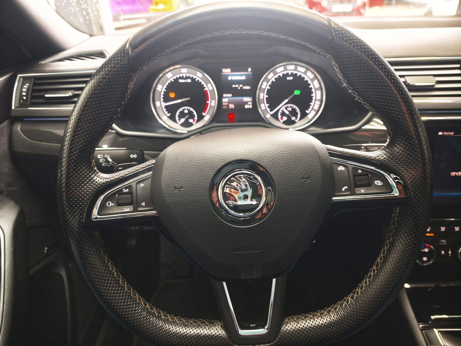 Skoda Superb Combi 2.0 TSI SportLine 4x4*Canton*Std...